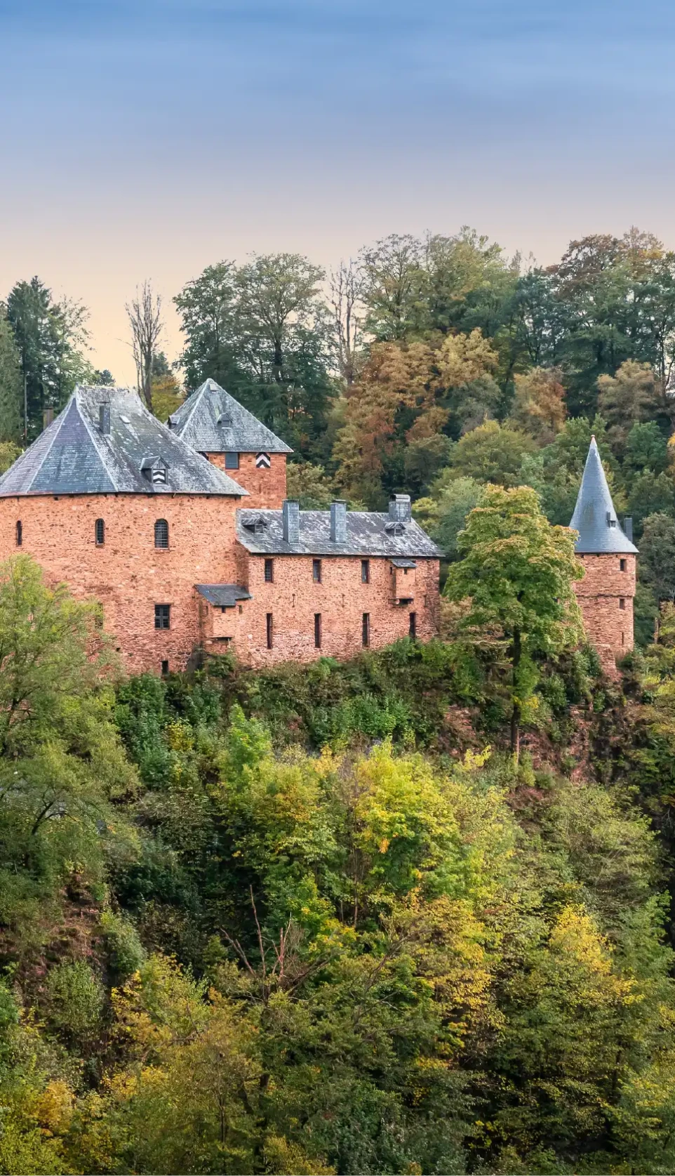 Reinhardstein kasteel in de Ardennen, in de omgeving van de vakantiechalet van En Routes